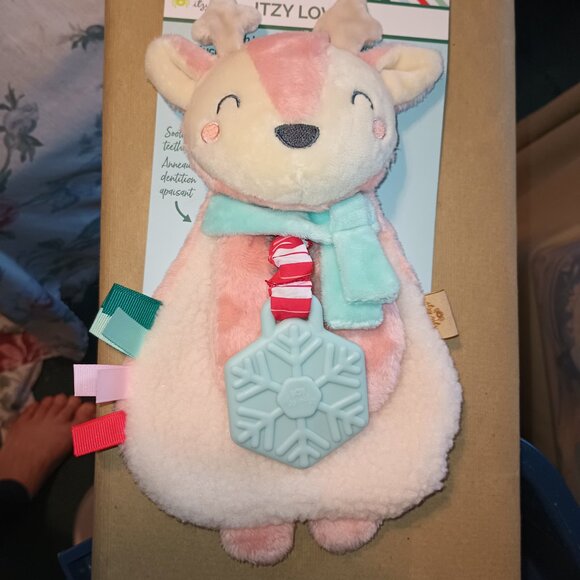 NEW Itzy Ritzy Holiday Lovey Plush + Teether Toy, - Picture 2 of 9